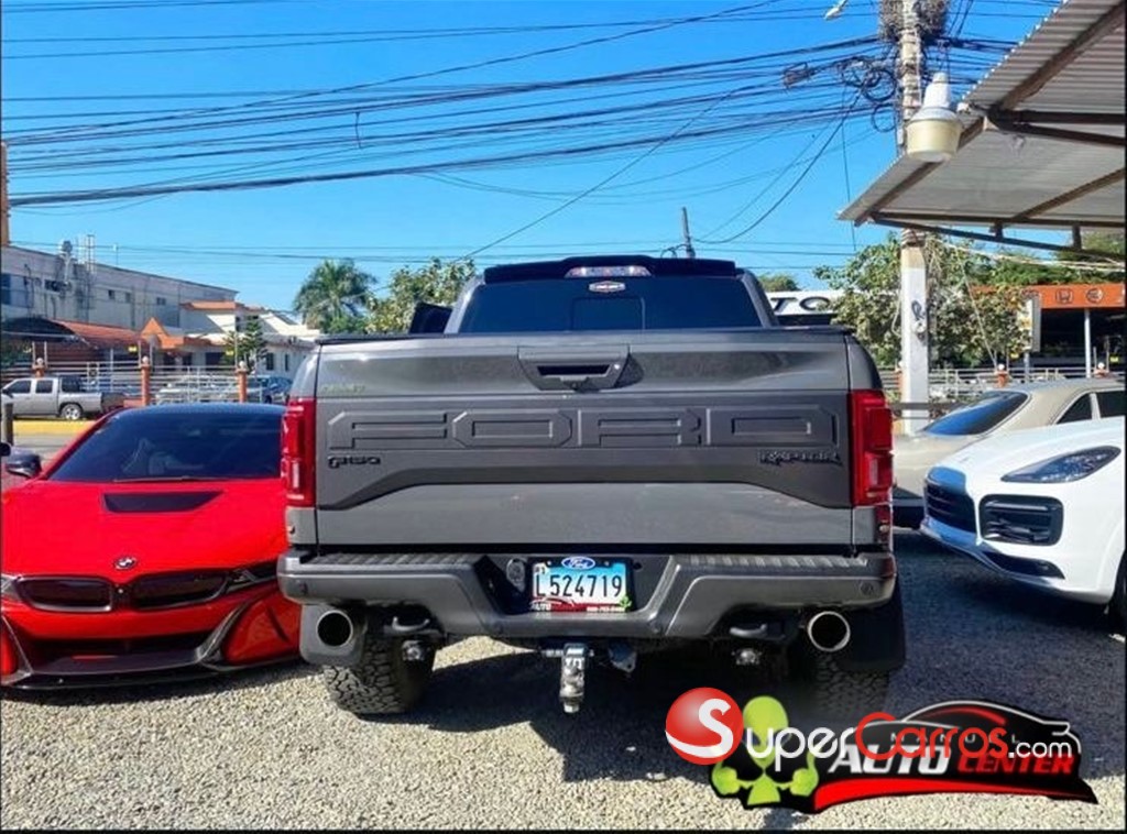 2018 Ford F 150 Raptor — foto 2 / 12