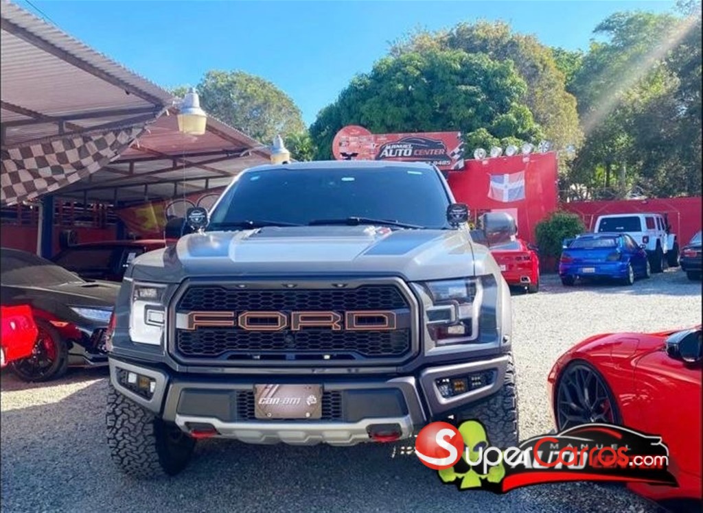 2018 Ford F 150 Raptor — foto 12 / 12