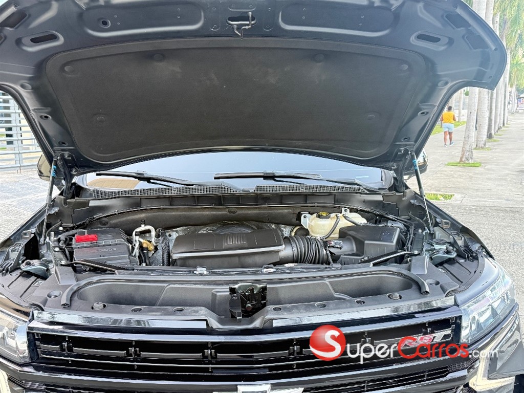 2021 Chevrolet Tahoe RST — foto 6 / 11
