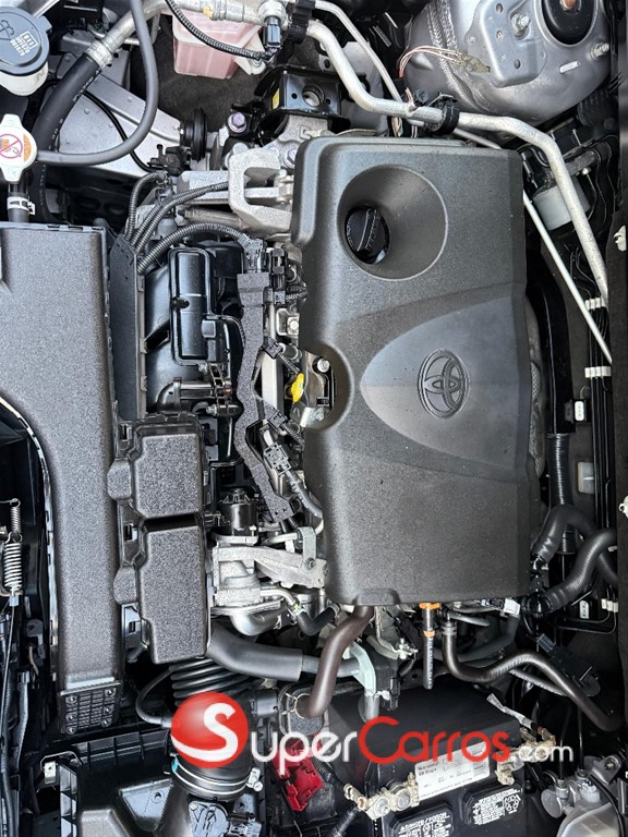 2020 Toyota RAV4 Limited — foto 10 / 10