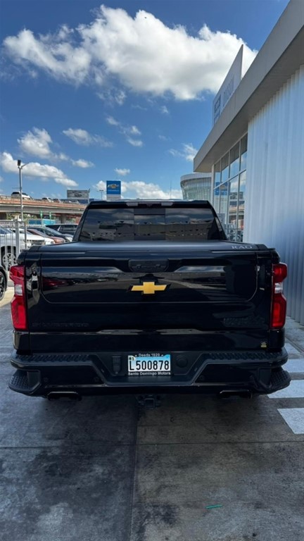 2023 Chevrolet Silverado High Country — foto 4 / 7