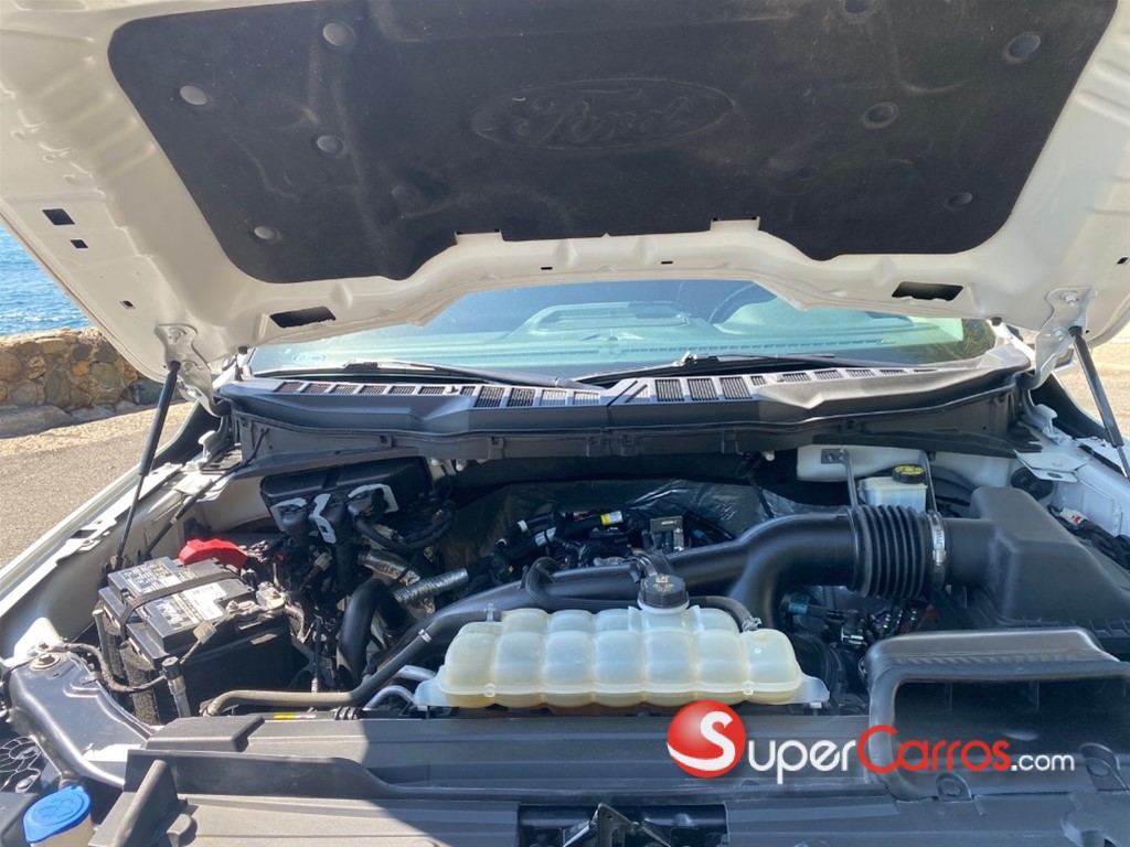 2021 Ford F 150 Lariat — foto 6 / 10