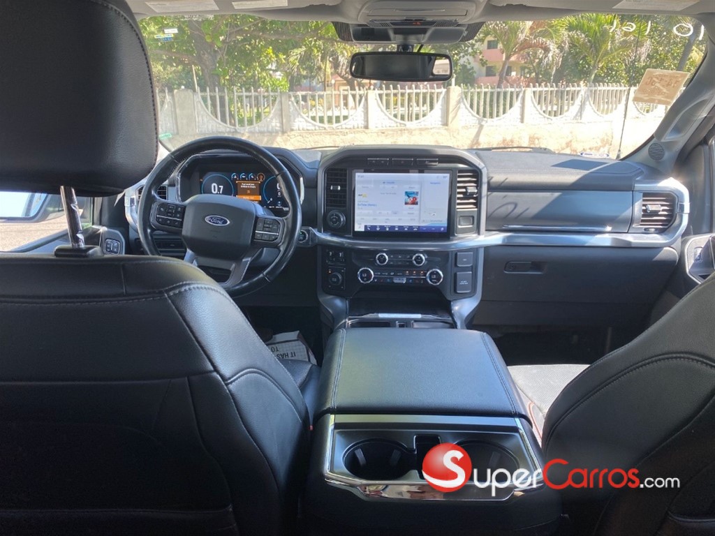 2021 Ford F 150 Lariat — foto 7 / 10