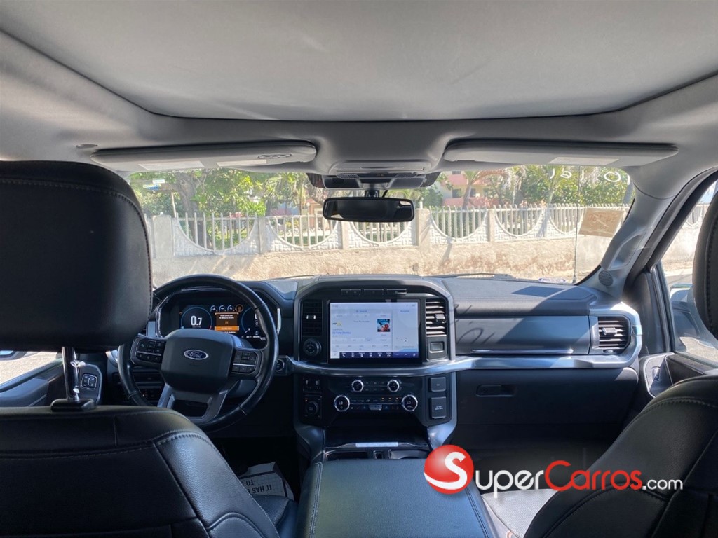 2021 Ford F 150 Lariat — foto 8 / 10