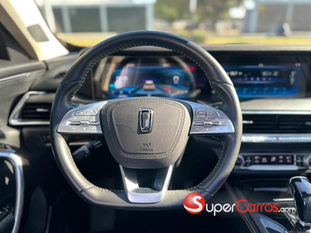 2022 Bestune T-77 — foto 7 / 12