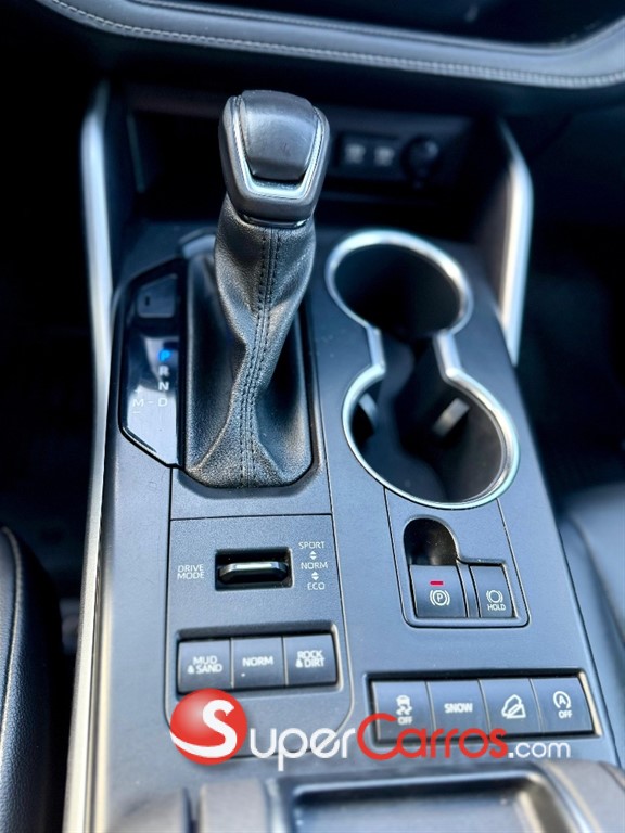2021 Toyota Highlander XLE — foto 6 / 9