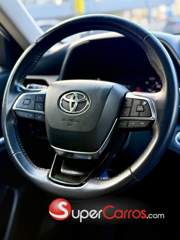 2021 Toyota Highlander XLE — foto 9 / 9