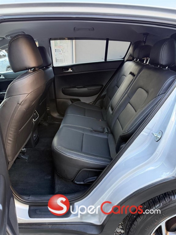 2022 Kia Sportage LX — foto 9 / 9