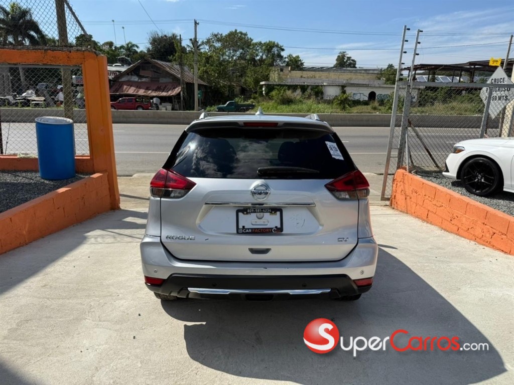 2020 Nissan Rogue SV FULL — foto 3 / 10