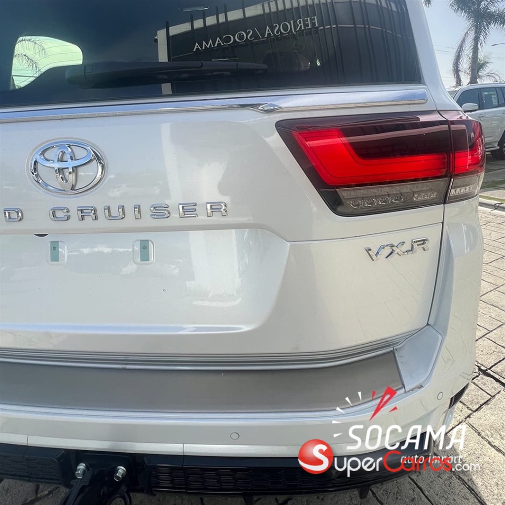 2026 Toyota Land Cruiser 300 VX-R — foto 4 / 11