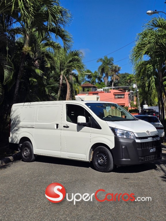 2025 Toyota Hiace — foto 2 / 7