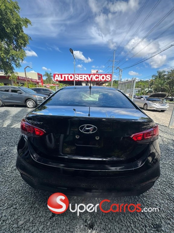 2021 Hyundai Accent — foto 4 / 7