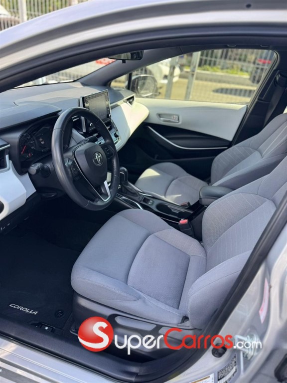 2020 Toyota Corolla SE — foto 4 / 11