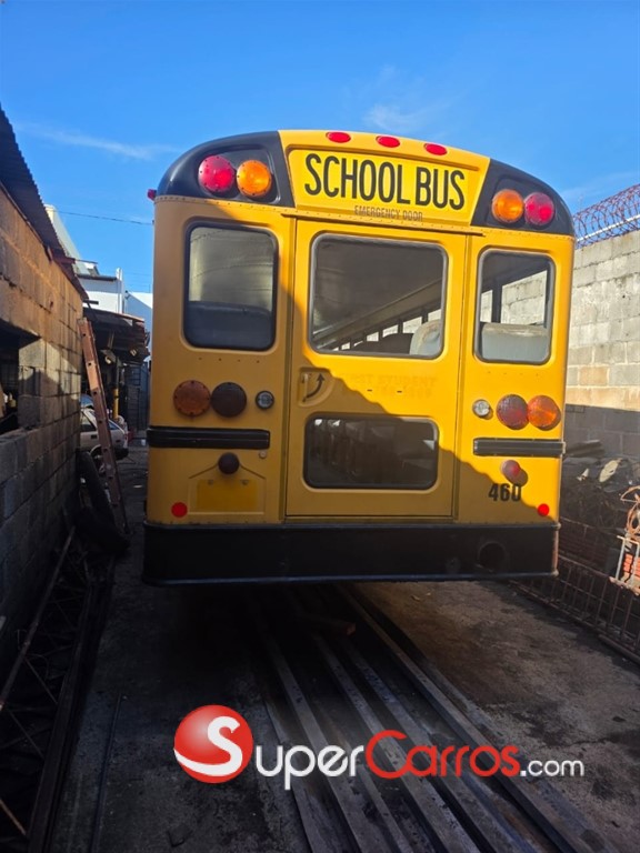 2014 International Autobus — foto 3 / 6