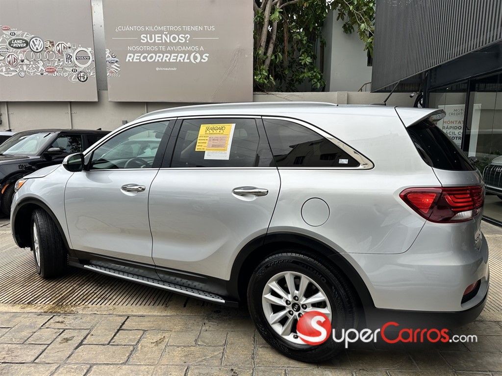 2020 Kia Sorento LX — foto 3 / 12