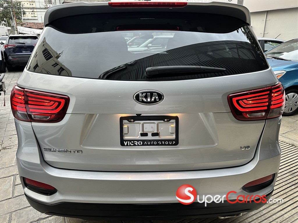 2020 Kia Sorento LX — foto 5 / 12