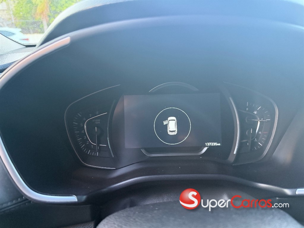 2020 Hyundai Santa Fe SEL — foto 7 / 10