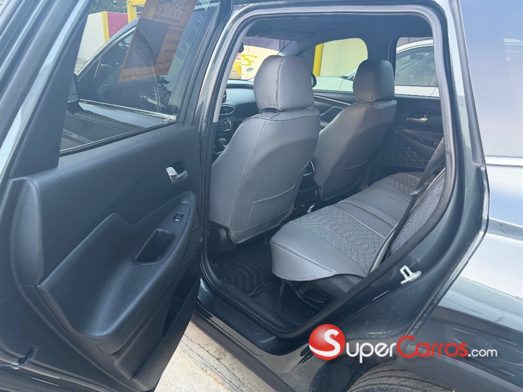 2020 Hyundai Santa Fe SEL — foto 8 / 10