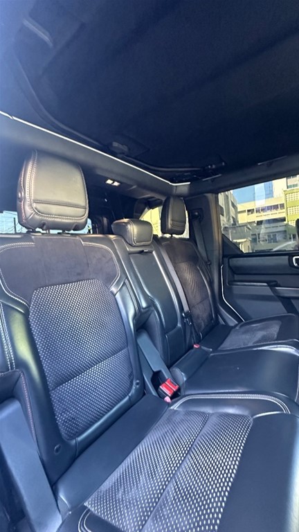 2024 Ford Bronco Raptor — foto 8 / 12