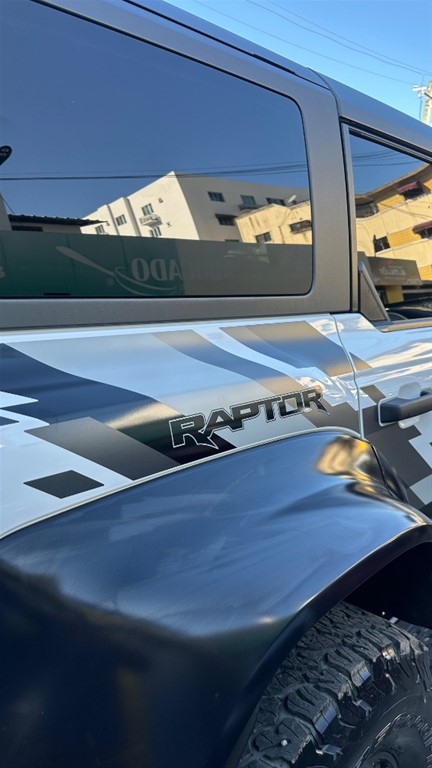 2024 Ford Bronco Raptor — foto 9 / 12