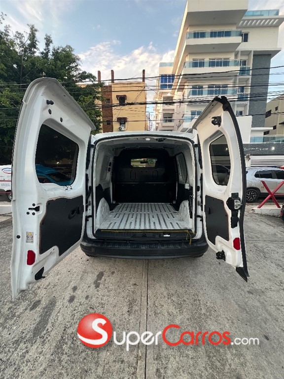 2020 Renault Kangoo — foto 6 / 11