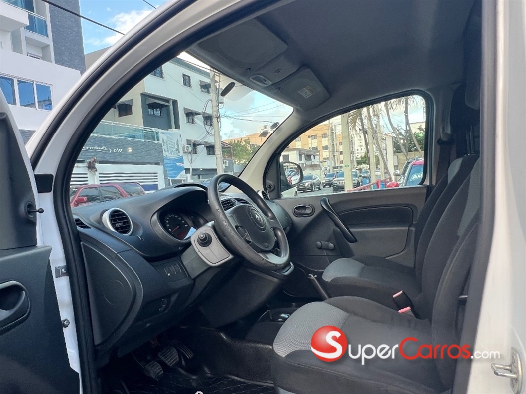 2020 Renault Kangoo — foto 9 / 11