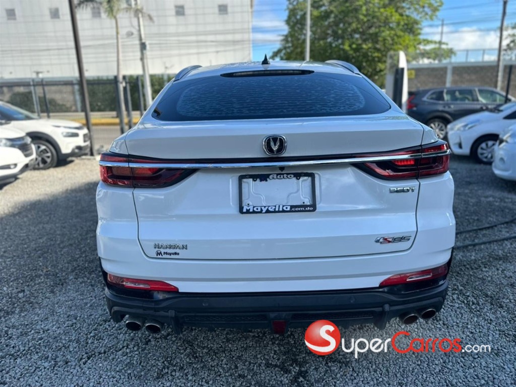 2022 Changan CS 85 Coupe — foto 11 / 12
