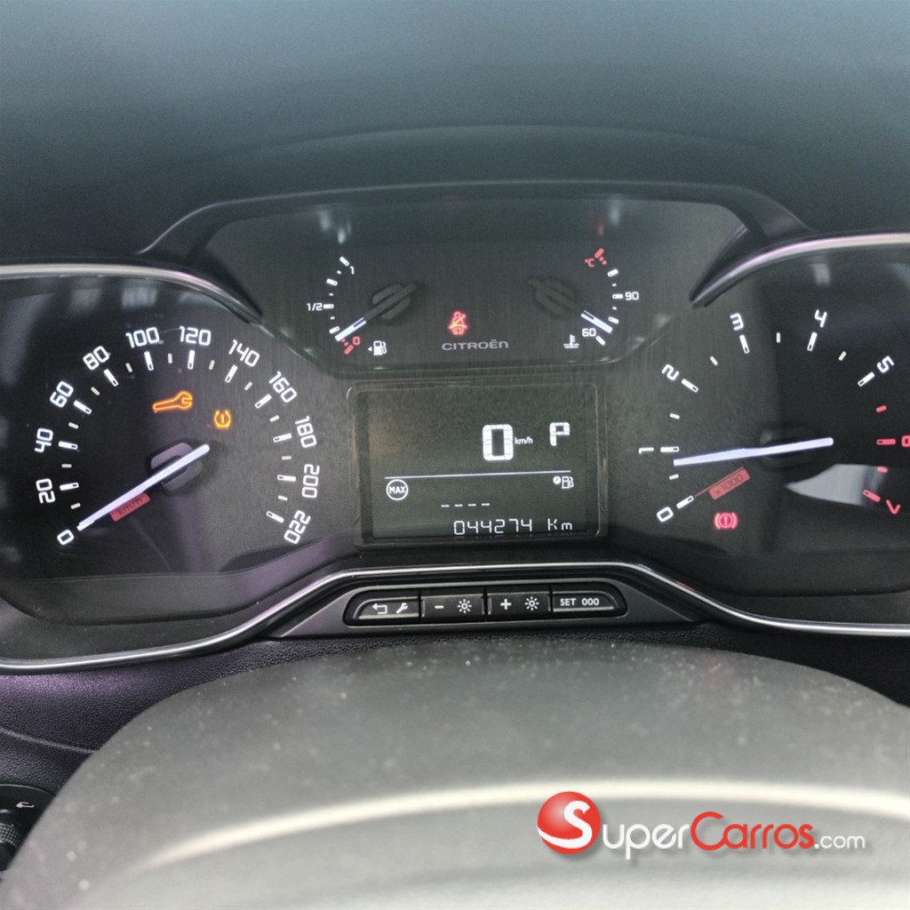 2018 Citroen C3 — foto 8 / 9