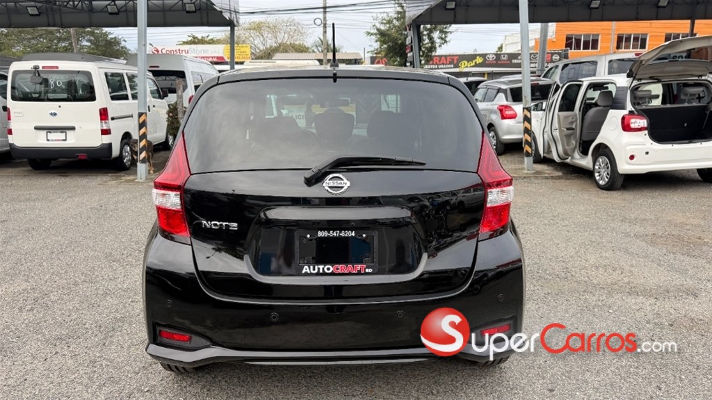2020 Nissan Note — foto 11 / 12