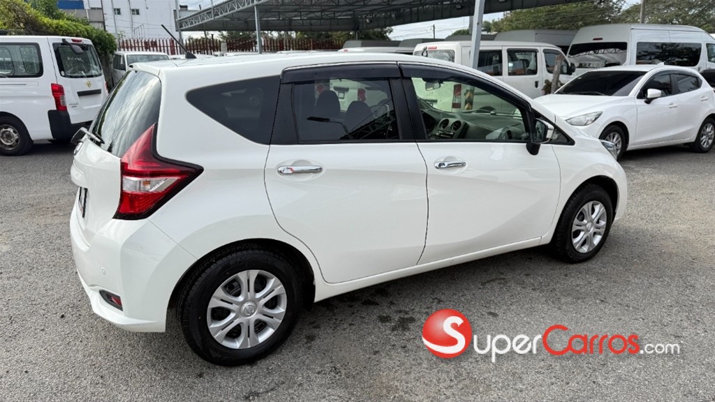 2021 Nissan Note — foto 7 / 12