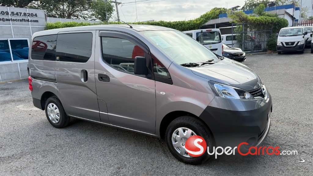 2020 Nissan NV 200