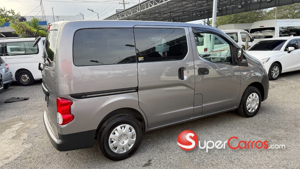 2020 Nissan NV 200 — foto 3 / 12