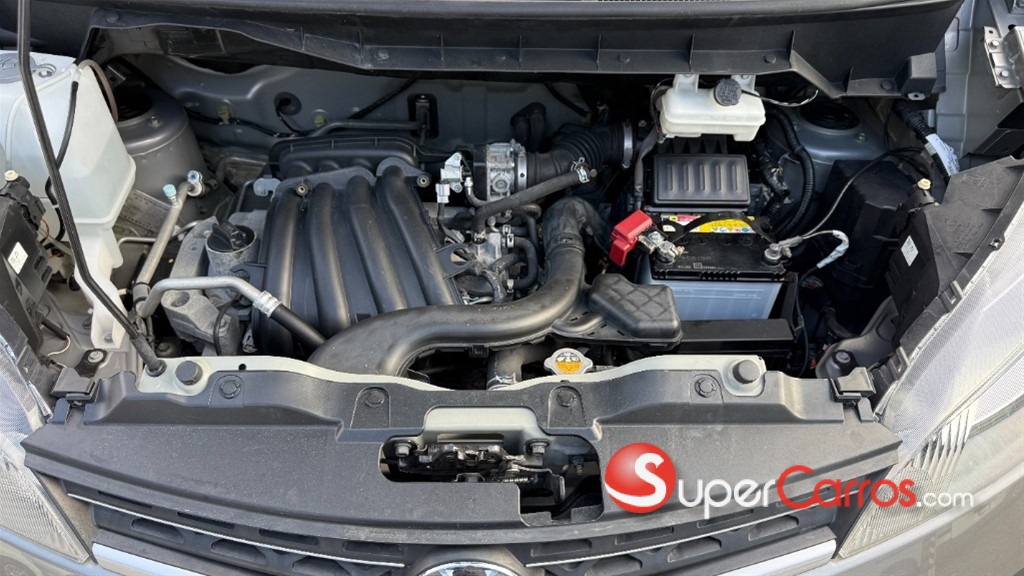 2020 Nissan NV 200 — foto 8 / 12