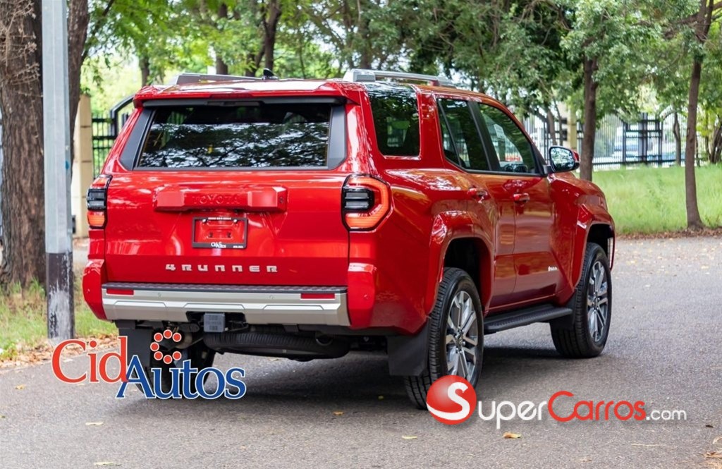 2027 Toyota 4 Runner Limited — foto 3 / 12