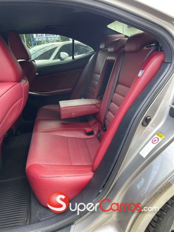 2016 Lexus IS 350 F Sport — foto 11 / 12