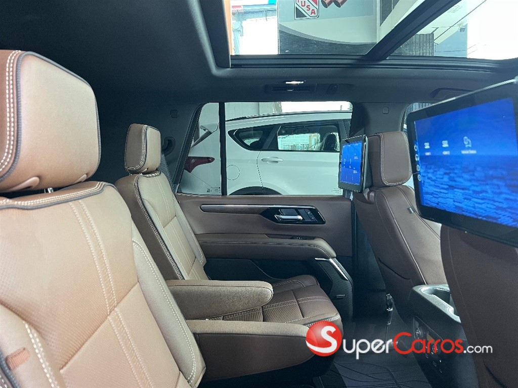 2025 Chevrolet Tahoe Highcountry Duramax — foto 8 / 12