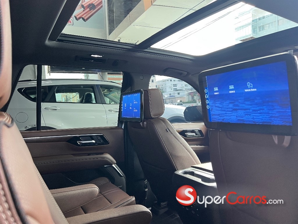 2025 Chevrolet Tahoe Highcountry Duramax — foto 9 / 12