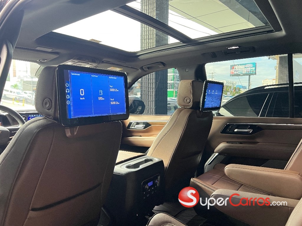 2025 Chevrolet Tahoe Highcountry Duramax — foto 10 / 12