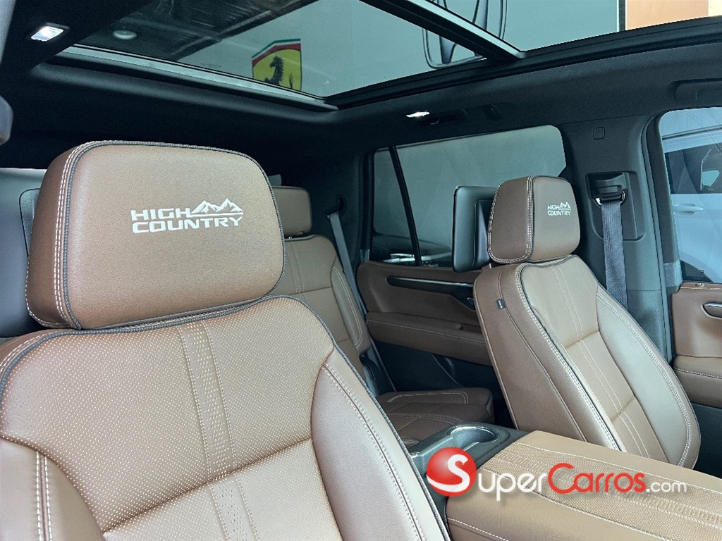 2025 Chevrolet Tahoe Highcountry Duramax — foto 11 / 12