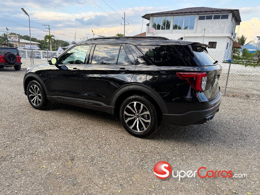 2020 Ford Explorer ST — foto 5 / 11