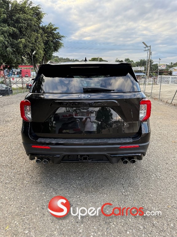 2020 Ford Explorer ST — foto 6 / 11
