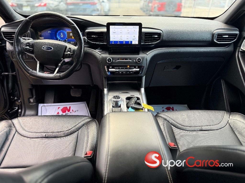 2020 Ford Explorer ST — foto 9 / 11