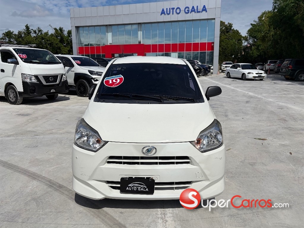 2019 Daihatsu Mira — foto 2 / 8