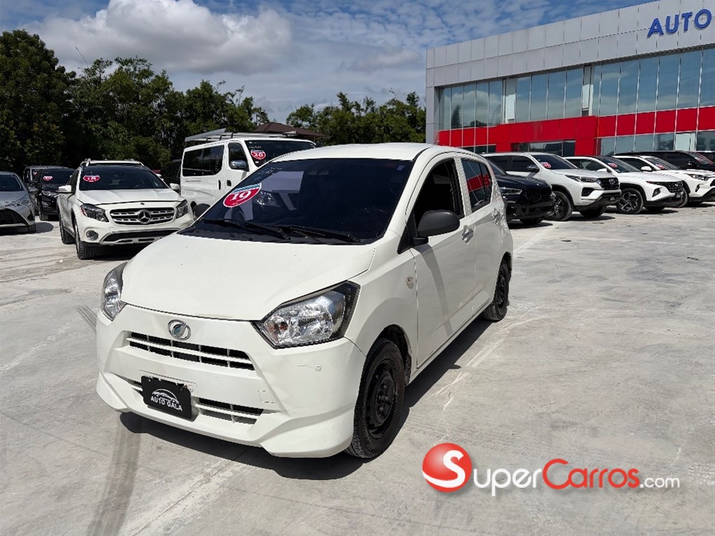 2019 Daihatsu Mira — foto 3 / 8