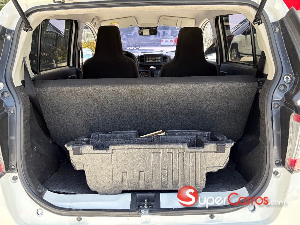 2019 Daihatsu Mira — foto 5 / 8