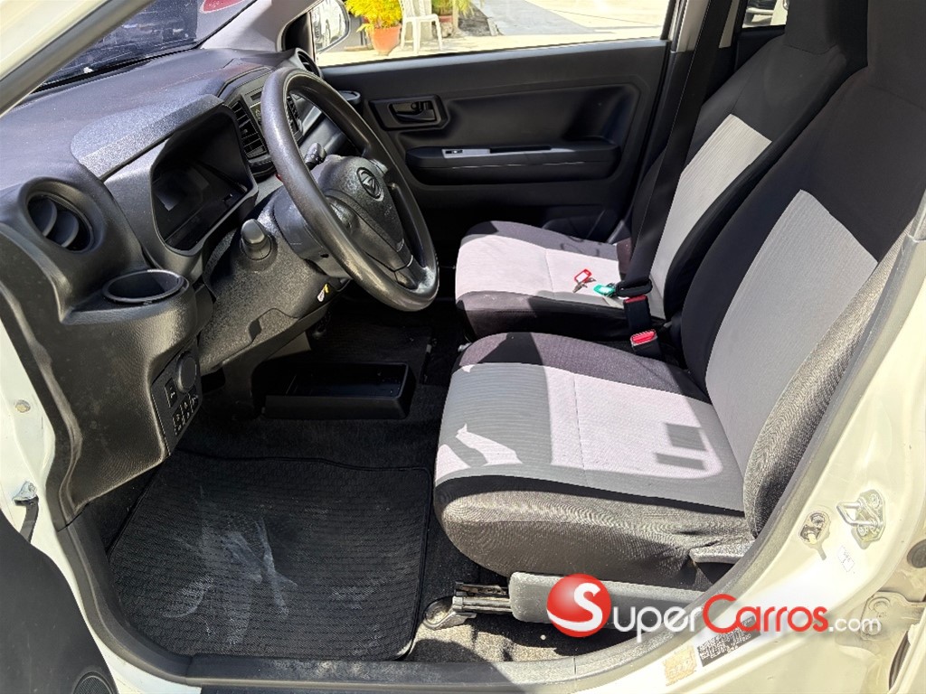 2019 Daihatsu Mira — foto 7 / 8