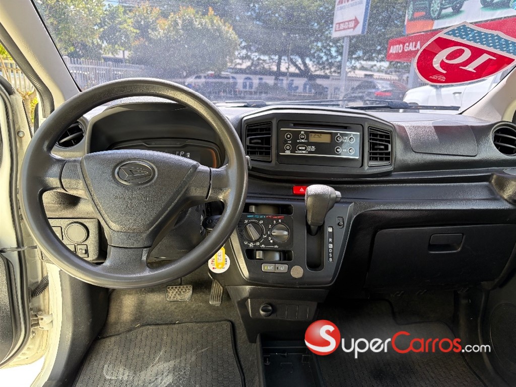2019 Daihatsu Mira — foto 8 / 8