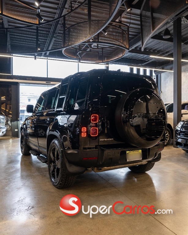 2024 Land Rover Defender 110 SE HYBRID — foto 5 / 12