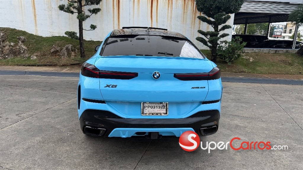 2020 BMW X 6 xDrive40i — foto 8 / 12