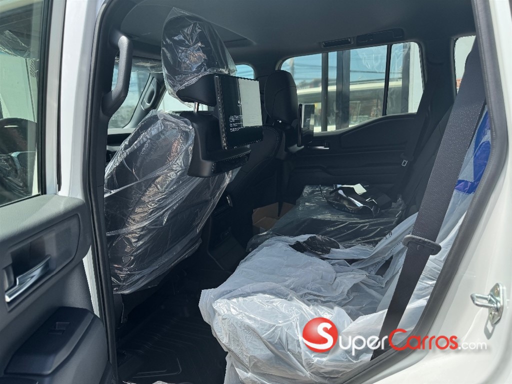 2026 Toyota Land Cruiser Prado All Rounder 02 — foto 6 / 10
